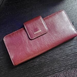 Fossil Burgundy Leather Wallet